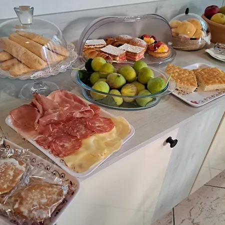 L'alga Nocleg ze śniadaniem 4*
