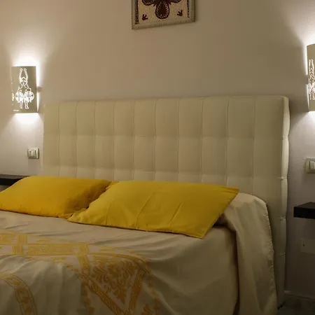 L'alga Panzió Càbras